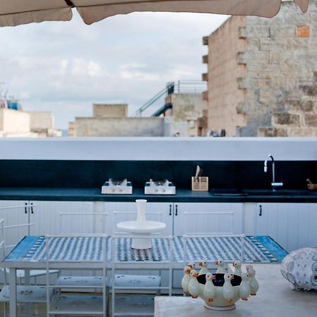 La Casa Dell'Arancio Bed & Breakfast Фавиняна Екстериор снимка
