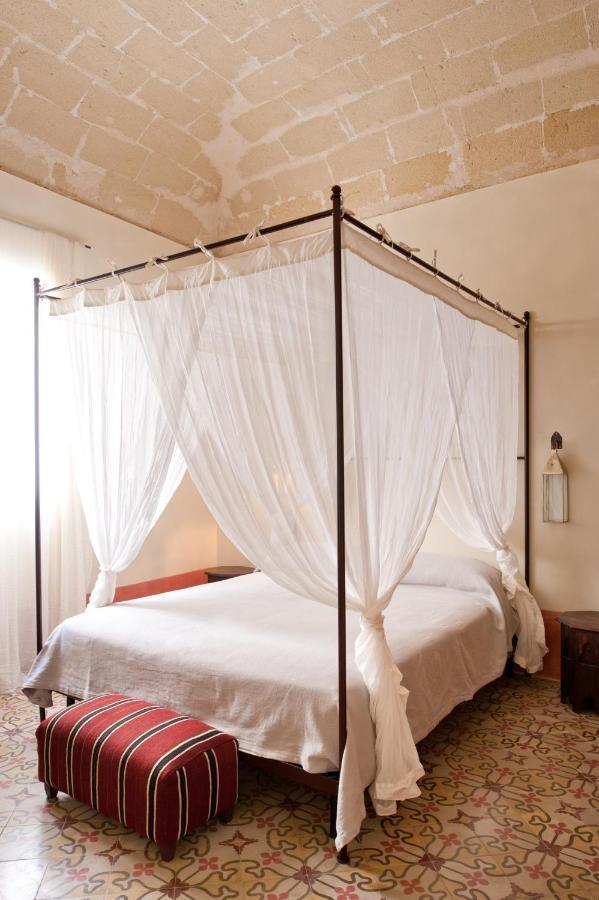 La Casa Dell'Arancio Bed & Breakfast Фавиняна Екстериор снимка
