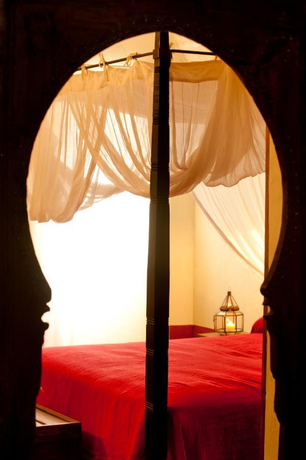 La Casa Dell'Arancio Bed & Breakfast Фавиняна Екстериор снимка