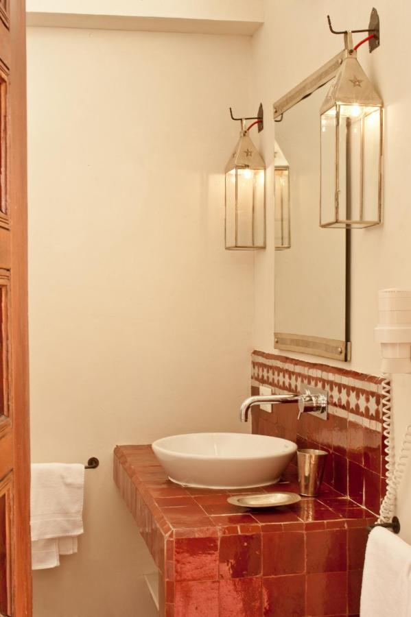 La Casa Dell'Arancio Bed & Breakfast Фавиняна Екстериор снимка
